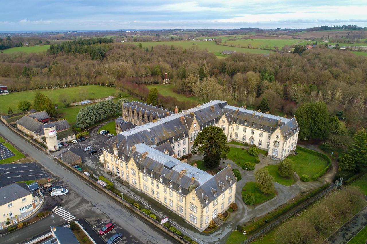 Relais Le Bocage Hotell Pontmain Exteriör bild